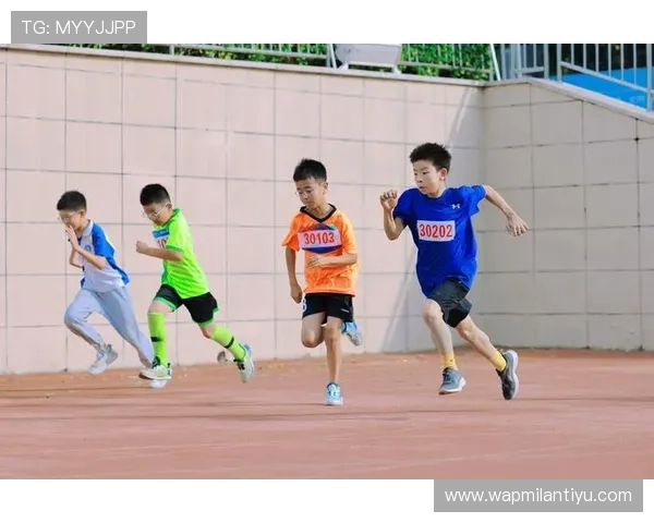 满冠体育专注青少年体育教育，推动校园体育普及与青少年体能素质提升